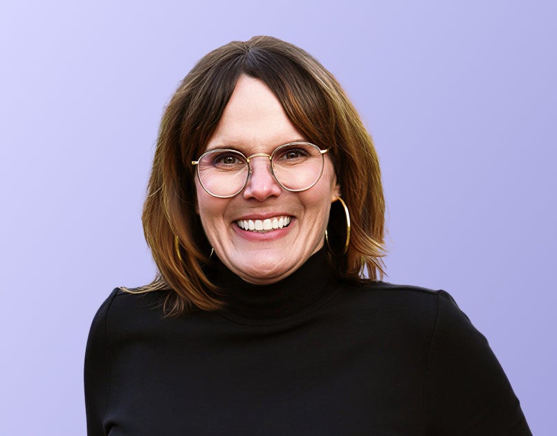 Lynn Dohm Headshot